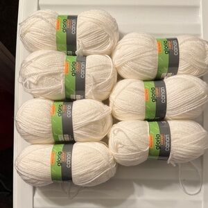 Gloria Cotton Yarn Bundle in White